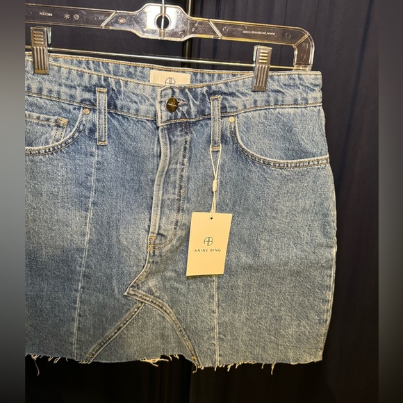 Anine Bing Raw Edge trim mini Denim Skirt - new w/tags! - Picture 2 of 14